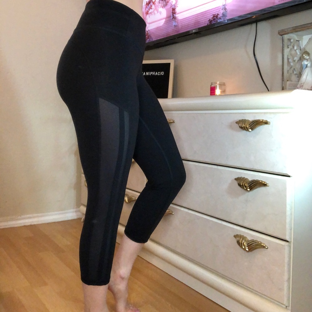 Old Navy High Rise active compression pants